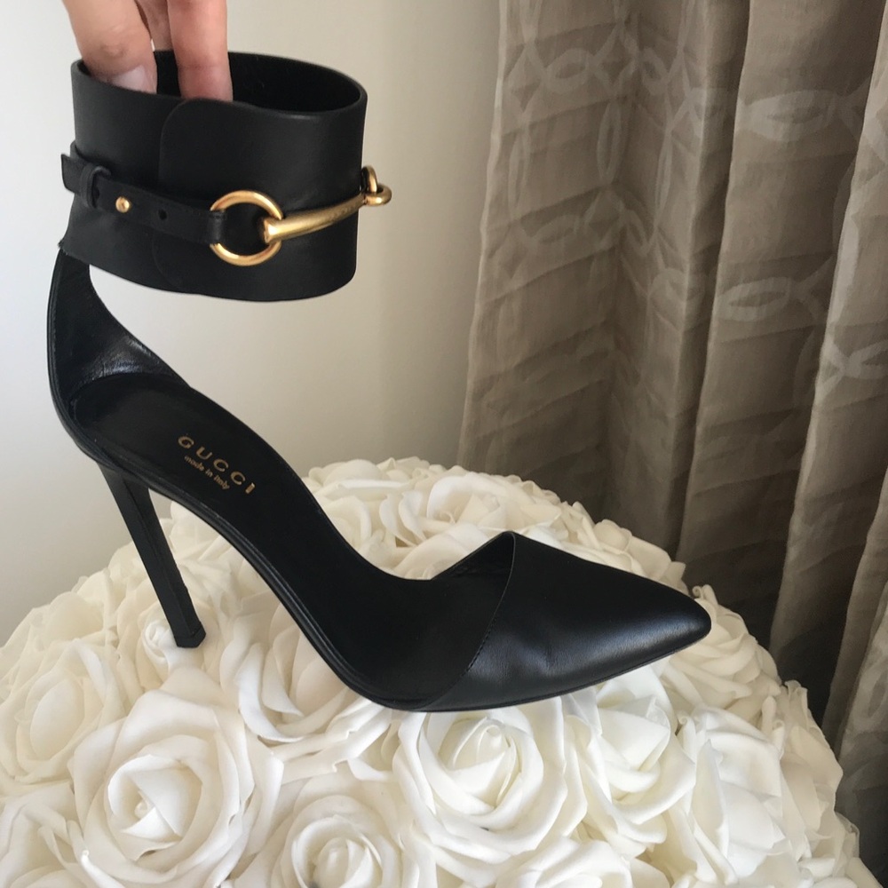 Authentic Gucci ankle cuff horsebit heels - Picture 3 of 17